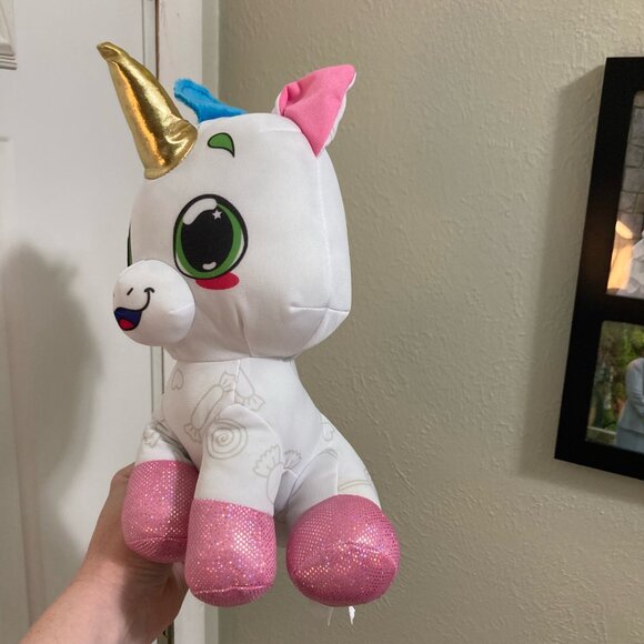 Crayola Hallmark Deluxe 12" Color 'N Plush Unicorn - Draw, Doodle,Wash and Reuse - Picture 2 of 7